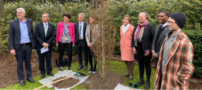 Reuni&oacute;n de Ministros en reuni&oacute;n organizada por la OCDE