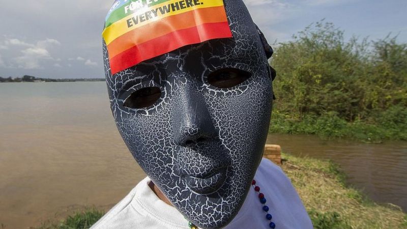 Mascara típica de Uganda